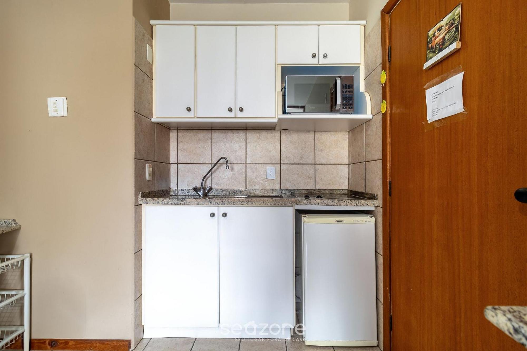 Apto C/ Varanda Em Condominio Pe Na Areia Iho127 Флорианополис Экстерьер фото